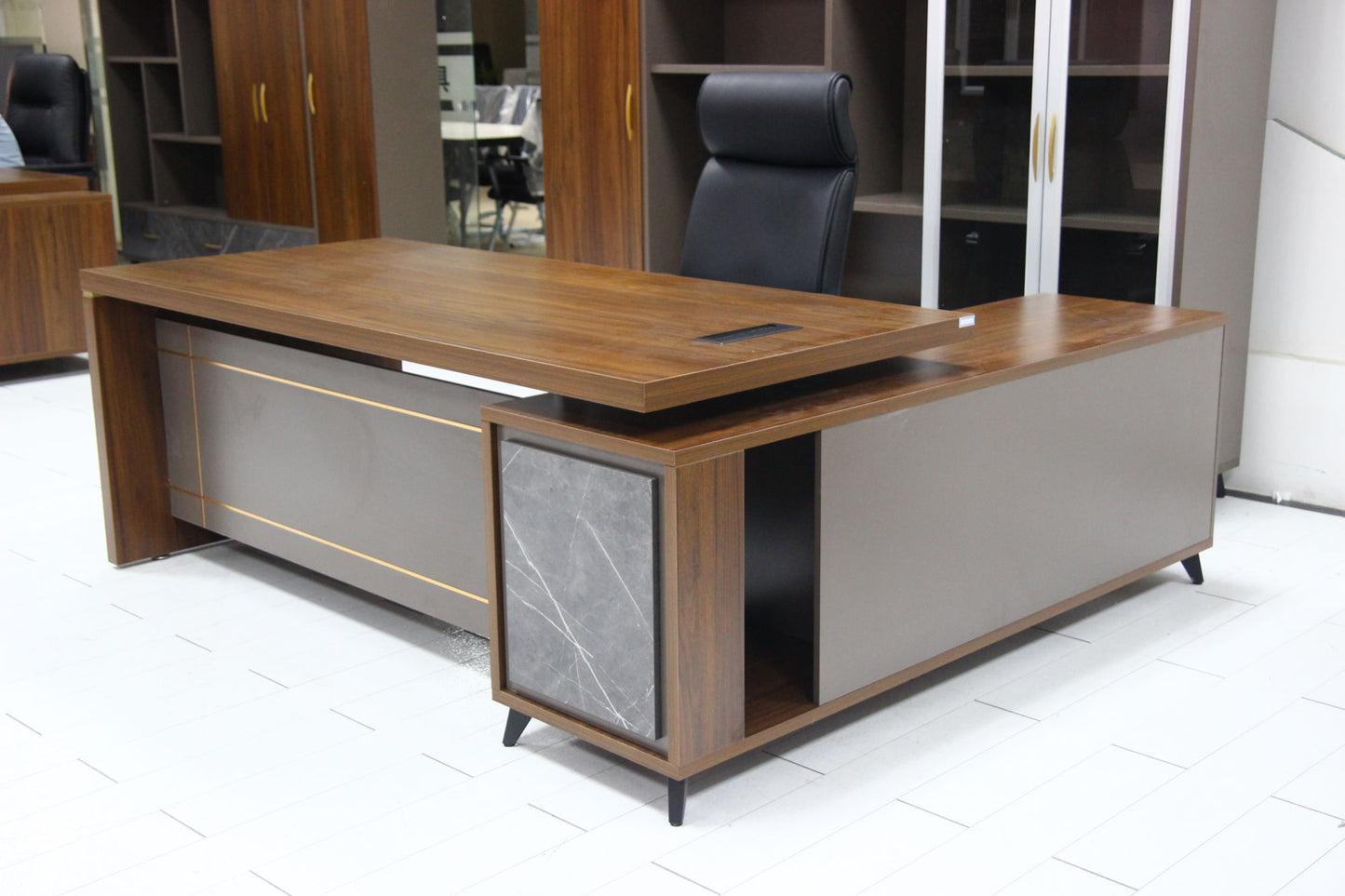 Office Furniture Custom-Made L Shaped Office Desk