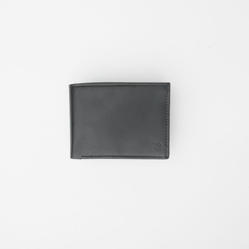 Minimalist Mens Leather Bi-Fold Wallet